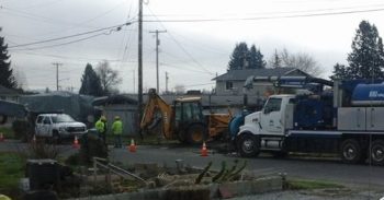 water repairs on hawthorne street 2015-03-09