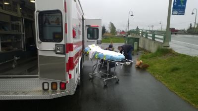 woman falls by main street bridge
