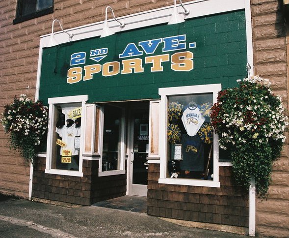 2nd ave sports exterior