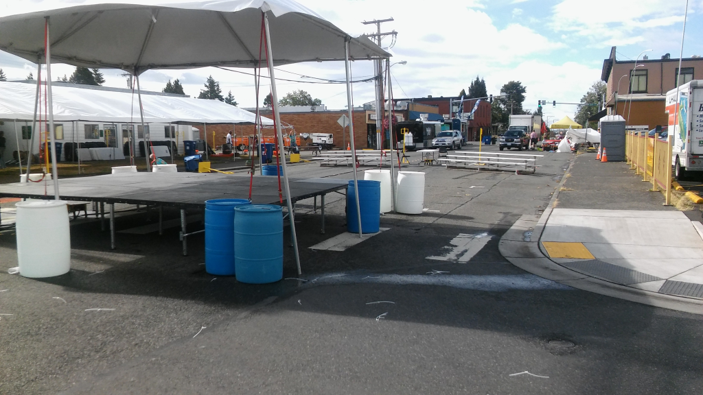 winds on festival main stage