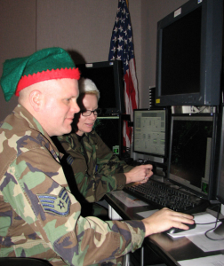 norad volunteers tracking santa's progress