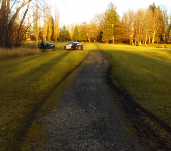 car in vanderyacht park 2016-01-06