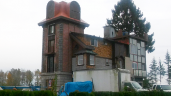 Clock Tower from the west 2015-11-6