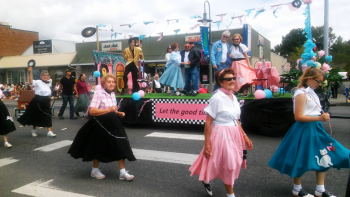 2015 grand parade float