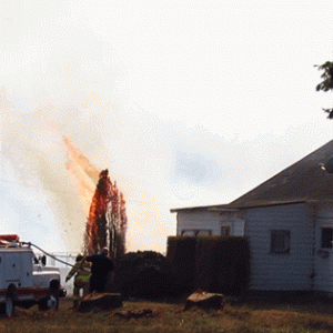 firefighters-pull-a-line-to-the-fire-2-harksell-rd-2016-09-13
