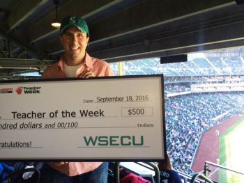 torretta-receives-mariner-teacher-of-the-week-recognition-2016-09-20