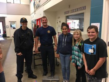 wcfd7-crew-pose-with-the-3-girls-freed-from-behind-a-malfunctioning-door-latch-at-the-b-and-g-club-2016-09-26