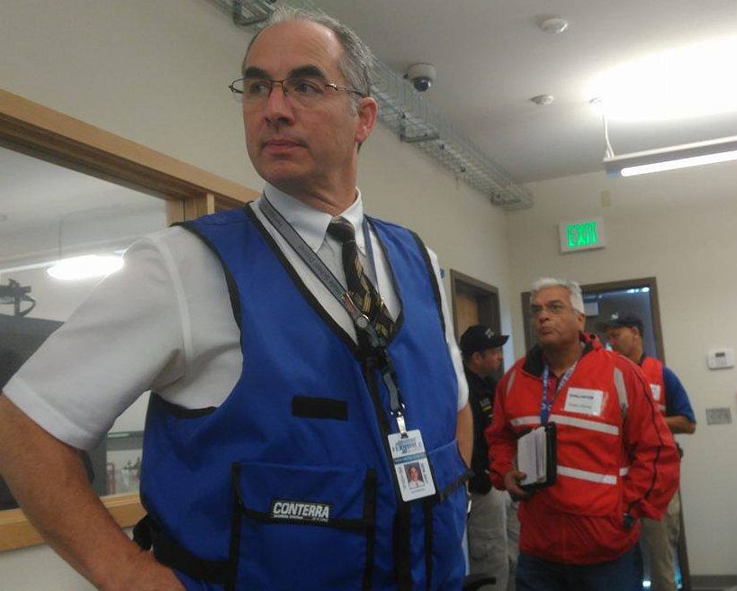 green-hornet-scott-brittain-and-herb-porter-in-the-communications-center