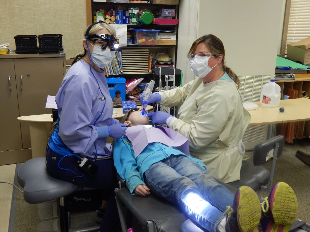 mobile-dental-program-at-school-photo-unity-care-nw