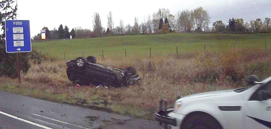 rollover-sb-i-5-at-slater-off-ramp-2016-11-05