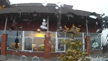 rain snow mix dashcam outside ferndale wecu branch 2016-12-23 0900