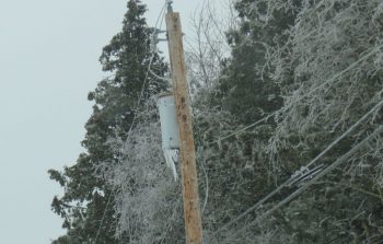 icicles on transformer on thornton rd by olson rd 2017-02-04