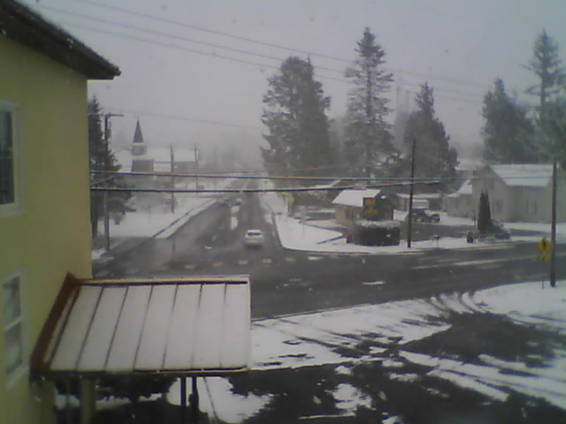snow flurries hit Ferndale via wa st cam 2017-02-27