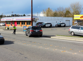 distracted driving emphasis patrol on Main Street 2017-04-10