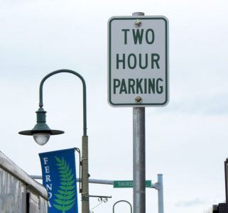 downtown 2 hour parking sign 2017-04-12