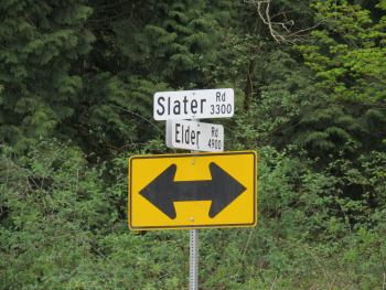 slater and elder road intersection road signs 2017-04-30