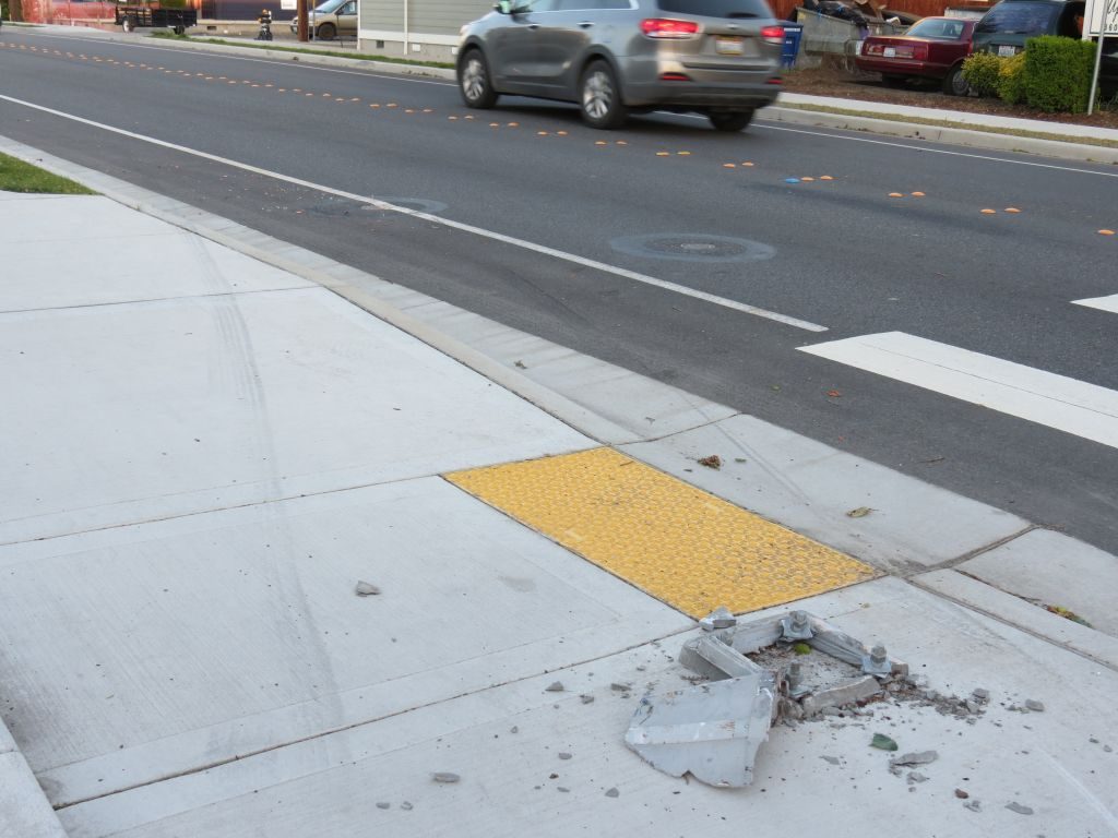 site of sheared off pole along with tire tracks from crash 2017-05-23