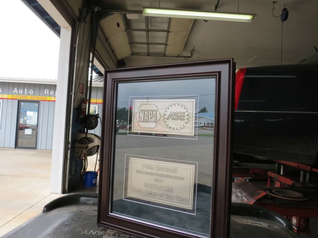 3 petes auto repair napa technician of the year award plaque 2017 2017-06-20