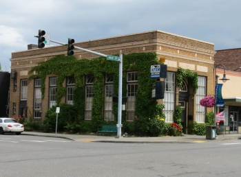 Vine building at 3rd and Main Street 2017-06-14