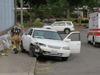 car crashed into rock wall at FHS 2017-06-14 1700