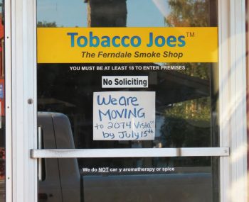 tobacco joes front door sign