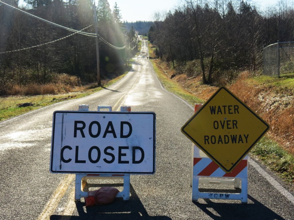 road closed signs above graveline crossing silver creek between sunset and slater shoulder erosion after heavy local rain 2017-12-20