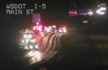 view of sb i5 crash scene between nooksack river and main street 2017-12-6 0640