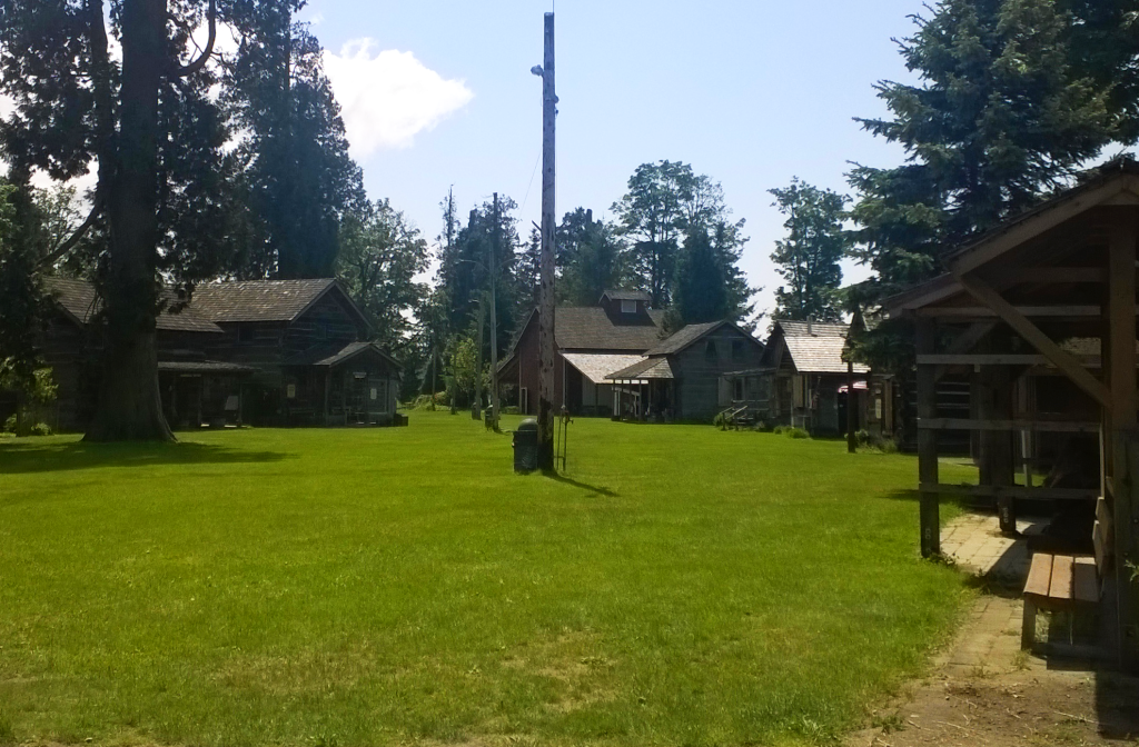 pioneer park looking south from the entrance May 12 2015
