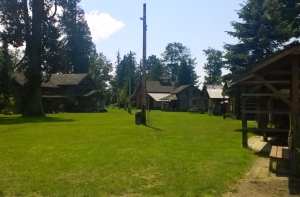 pioneer park looking south from the entrance May 12 2015