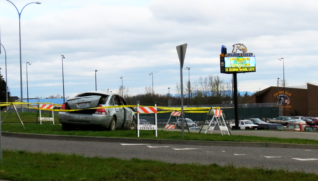 wreckage displayed prior to dui and distracted driving student assembly at fhs 2 2018-04-11