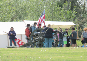 civil war reenactment for students at phillips sportsplex 2018-05-10