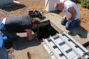 cof workers upgrade the riverwalk fountain 2018-05-02