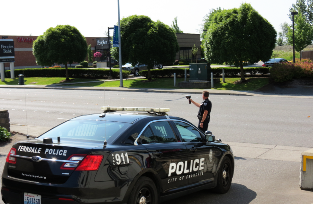 FPD Officer Mike Catrain monitors drivers' speeds in the 1900 block of Main Street 2018-06-06