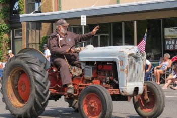 One of the many entries in the 2018 Whatcom Old Settlers Grand Parade in Ferndale (July 28, 2018). Photo: My Ferndale News