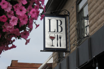 leaderblock exterior building sign 2018-08-17
