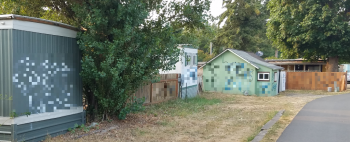 residential buildings graffiti - pix