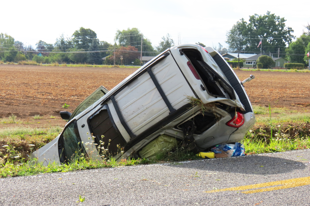 crash scene on barr rd near mtn view rd 2018-09-07