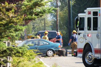 scene of 1-car vs pole crash 1700 grandview rd 2018-09-27 2