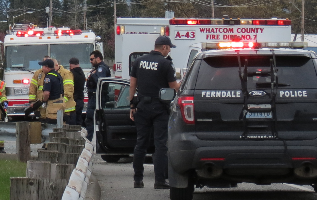 wcfd7 and ferndale police at crash scene w smith rd and barrett rd 2017-04-17