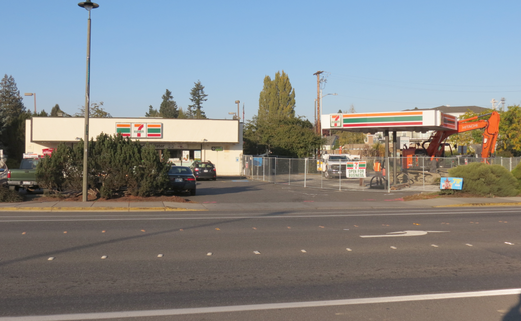 7-eleven removes fuel pumps 2018-10-22