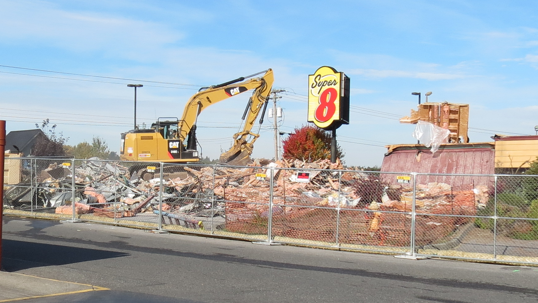 demolition work on the former Dennys building at 5720 barrett rd 2018-10-11
