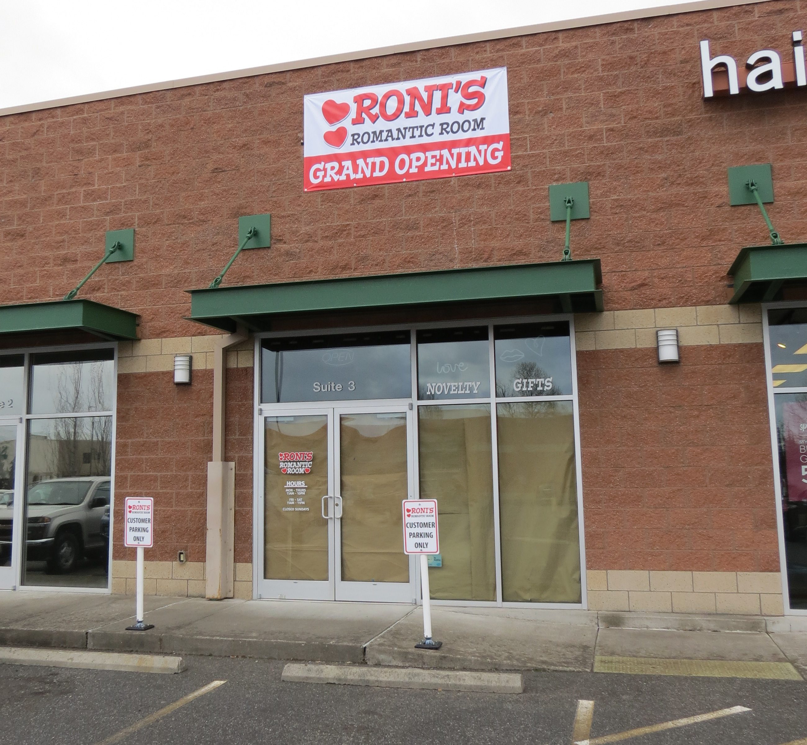 Roni's Romantic Room exterior entrance just prior to opening (April 6, 2019). Photo: My Ferndale News