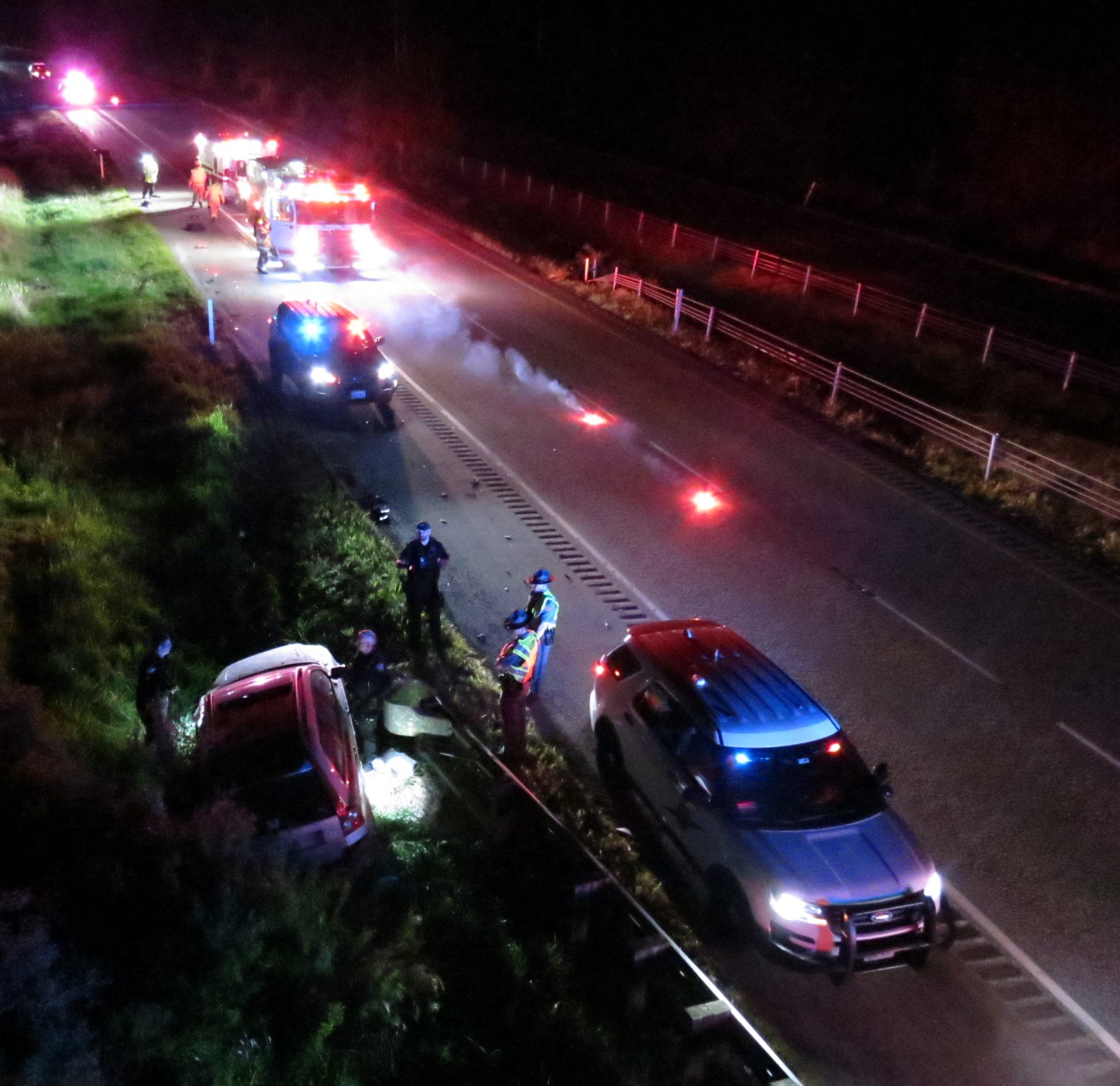 Scene of a 2-vehicle crash southbound on I-5 south of the Grandview Road interchange and the Portal Way overpass (May 6, 2019). Photo: My Ferndale News