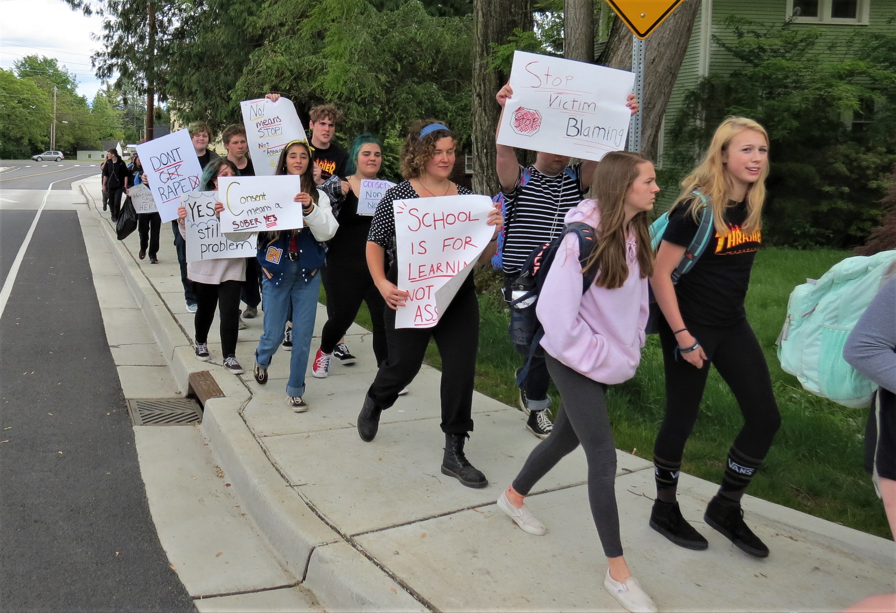 Students marching from FHS to the police station to protest sexual harassment (May 17, 2019). Photo: My Ferndale News