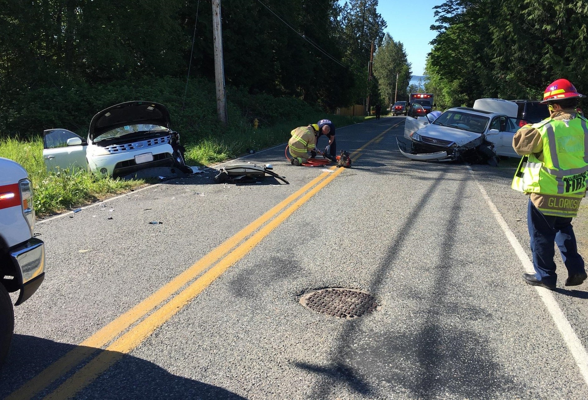 Scene of a 2-vehicle crash on Lake Terrell Road south of Slater Road (May 10, 2019). Photo courtesy WCFD17