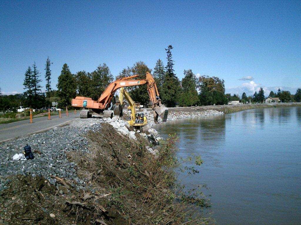 Corp of Engineers and their contractors work to repair the Nooksack River levee in Ferndale (September 2010). Photo courtesy Ferndale Public Works.