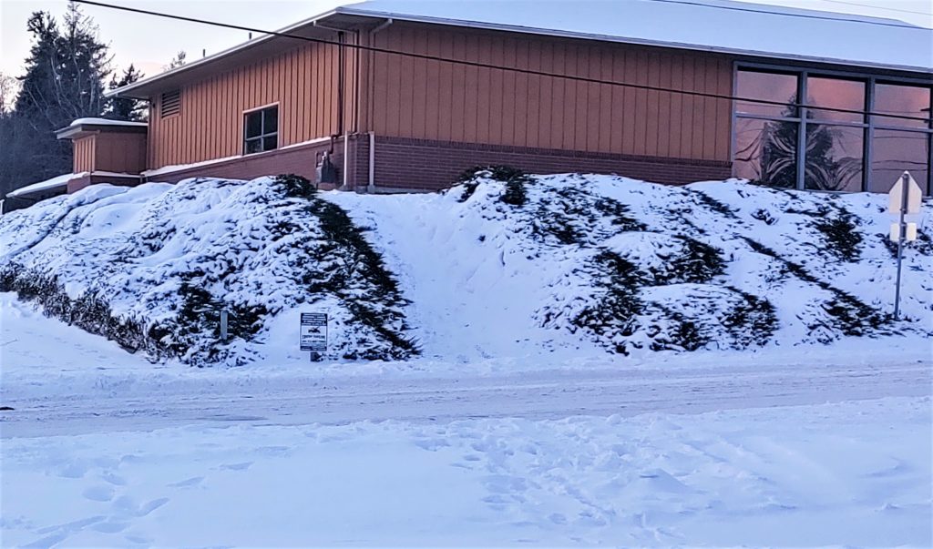Chute used by a young sledder that launched them into the air prior to colliding with a car on Hendrickson Avenue (January 16, 2020). Photo: My Ferndale News