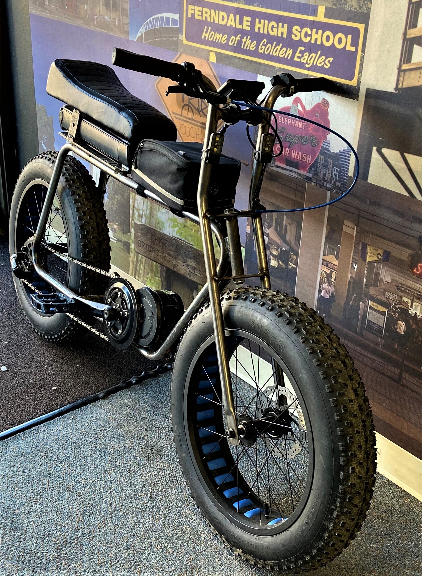 Custom-built electric bike available at Lenny's Bike Shop (February 18, 2020). Photo courtesy of Lenny's Bike Shop