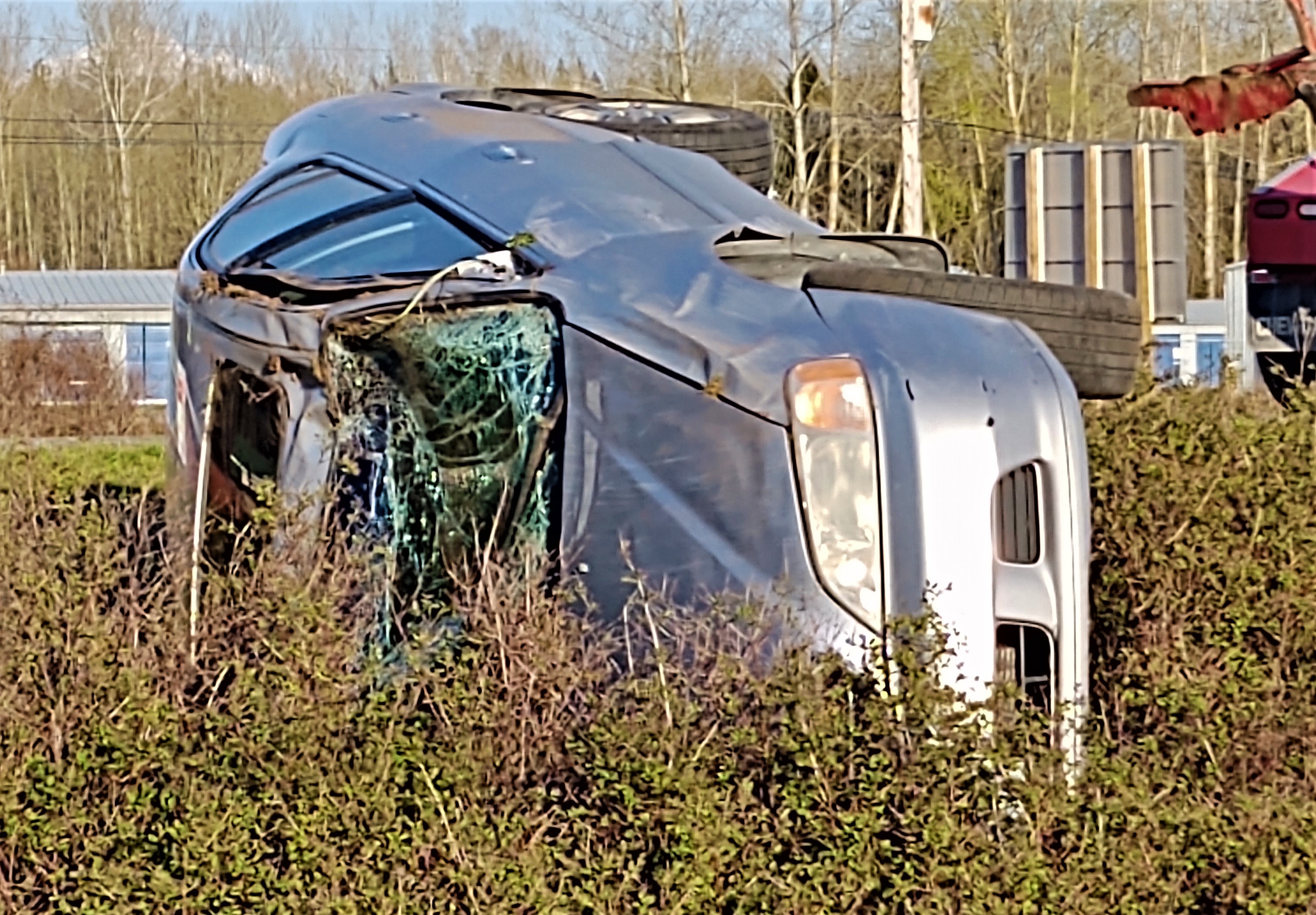 Scene of a rollover crash on southbound I-5 south of the Main Street interchange (April 9, 2020). Photo: My Ferndale News