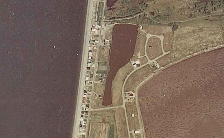 Section of a 1976 aerial photo. Source: Whatcom County